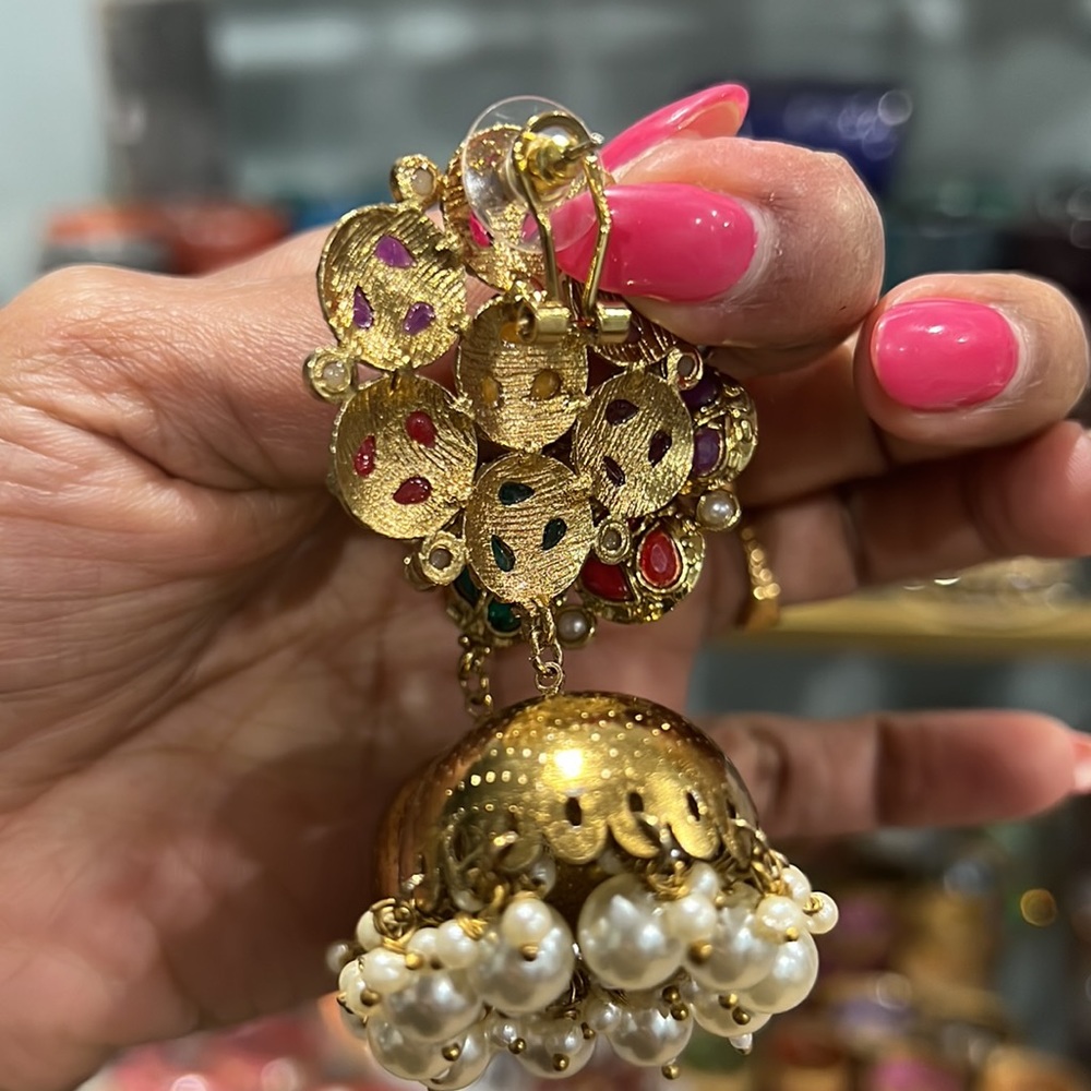Multicolour jhumki - Picture 3 of 4
